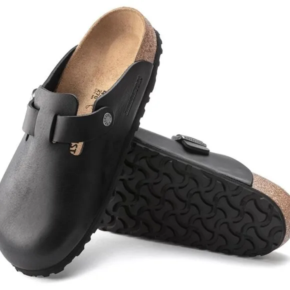 BRAND NEW CUSHIONAIRE LEATHER  CLOGS MULES SLIPPERS SANDALS
