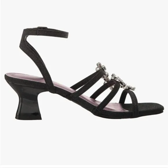 BRAND NEW STEVE MADDEN  LOTTIE HEELED (Little Kid/Big Kid) SANDAL