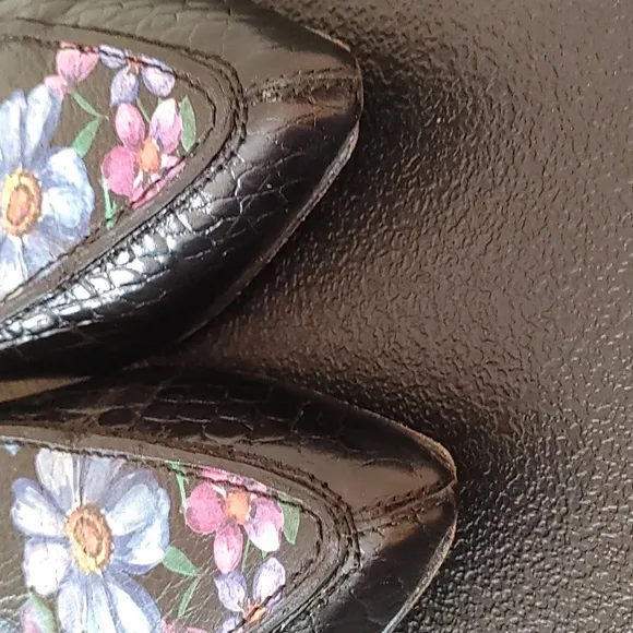 Brighton Everly Floral Printed Leather Croc Embossed Mules Size 7.5 (5216)