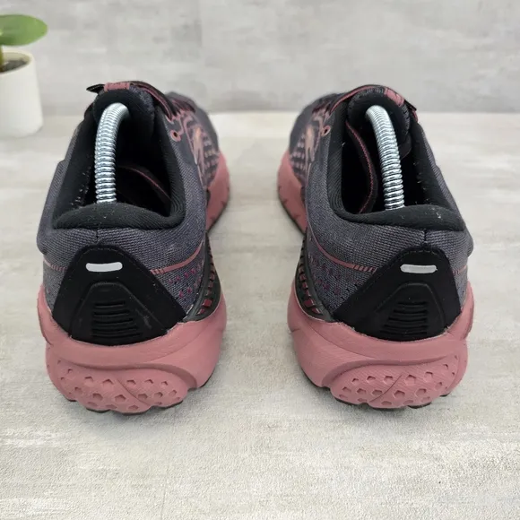 Brooks Adrenaline GTS 21 Running Shoes Coral/Gray Women's Size 7 Black Nocturne