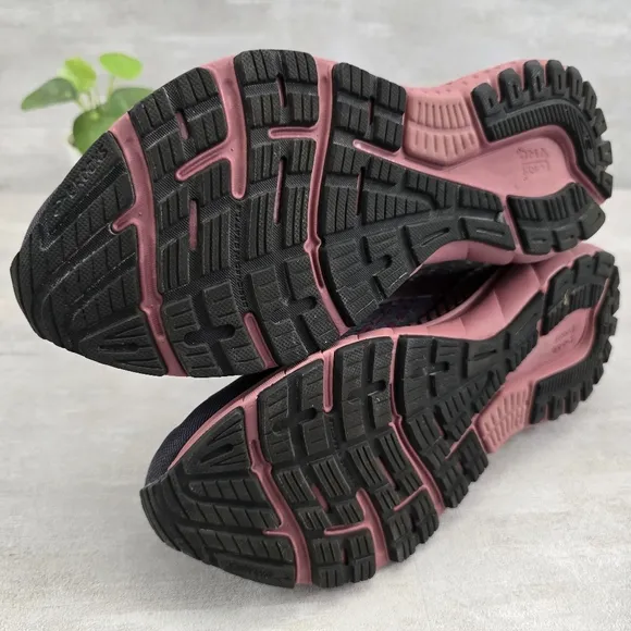 Brooks Adrenaline GTS 21 Running Shoes Coral/Gray Women's Size 7 Black Nocturne