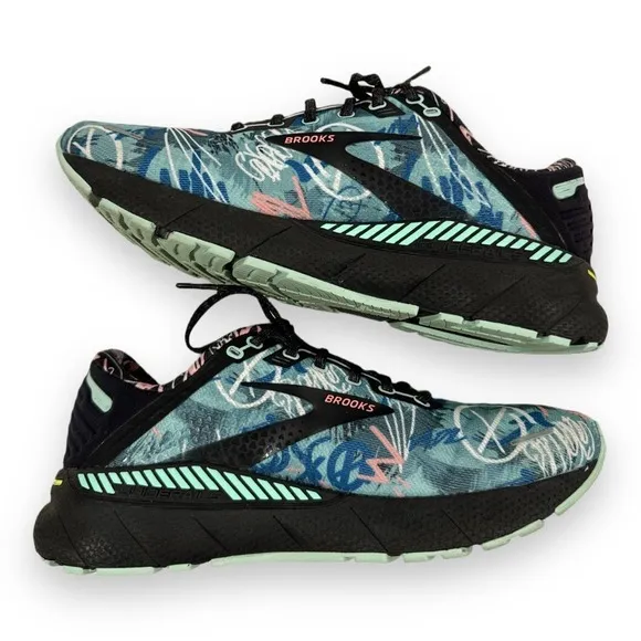 Brooks Adrenaline GTS 22 Running Shoes Black/Yucca/Flamingo Pink US Women 10