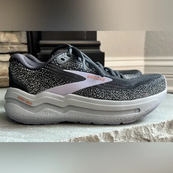 Brooks Ghost Max 2 Running Athletic Shoe Ebony/Sweet Lavender/Alloy Women’s Sz 7