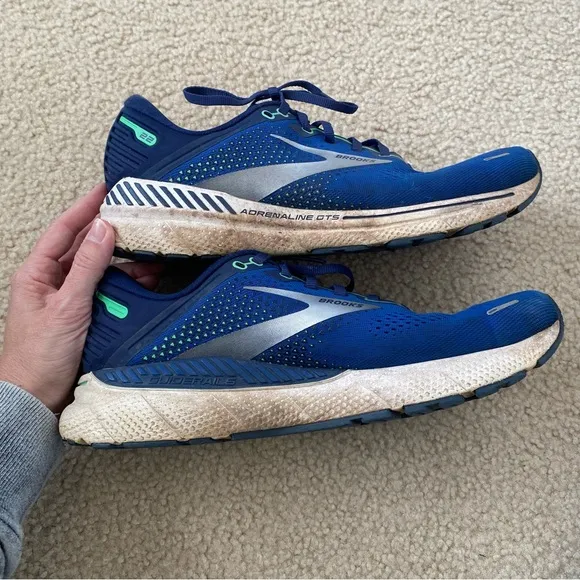 Brooks Men's Adrenaline GTS 22 Blue Running Shoes Size 10.5