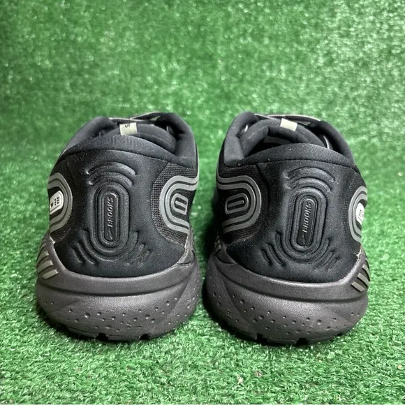 Brooks Mens Beast GTS 23 1104011D041 Black Running Shoes Sneakers Size 12 D