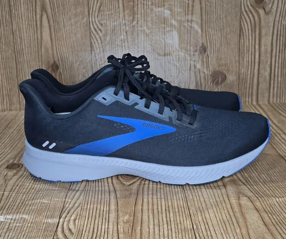 Brooks Men's Launch GTS 8 Running Shoes - Black and Blue Size 15