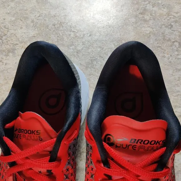 Brooks Pure Flow Running Shoes Men's 9.5 Black White Athletic Trainers Sneaker