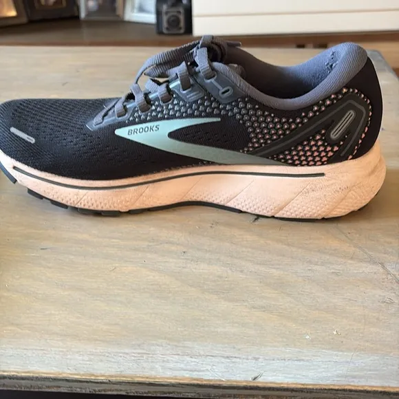 Brooks Women's Ghost 14 Road-Running Shoes