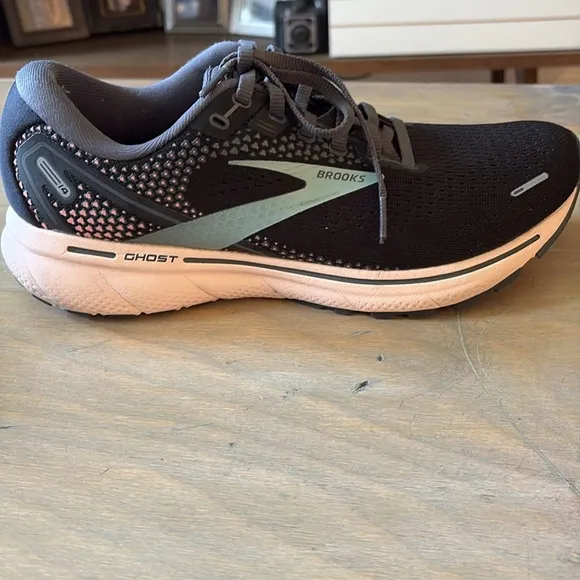 Brooks Women's Ghost 14 Road-Running Shoes