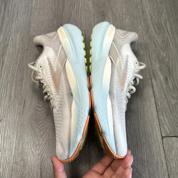 Brooks Womens Glycerin 21 1204081B195 White Running Shoes Sneakers Size 9.5 B