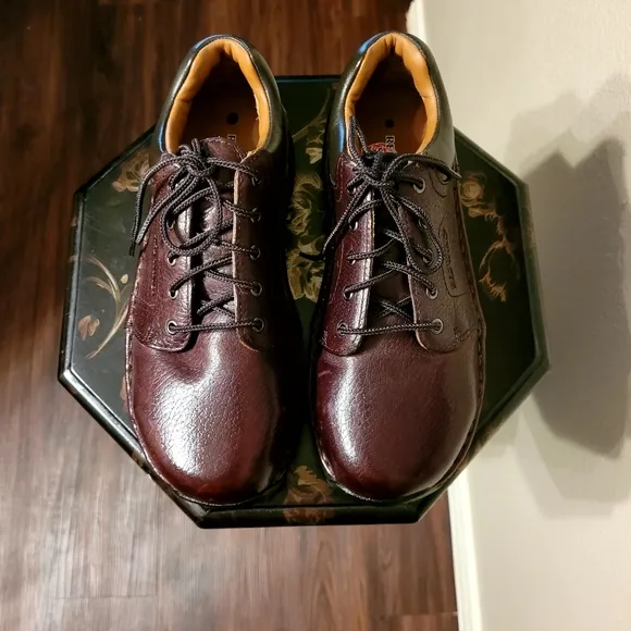 Brown leather shoes for women