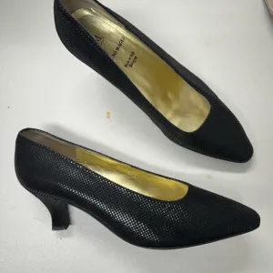 Bruno Magli Black Leather Kitten Heels Pumps Women’s 8.5 Career Office Shoes