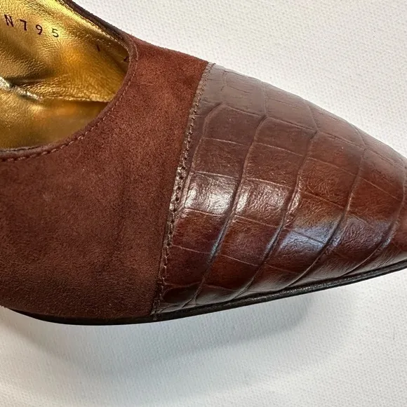 Bruno Magli Vintage Sling Back Kitten Heels