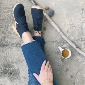 Bryr Black and Tan Mules Stylish Clogs