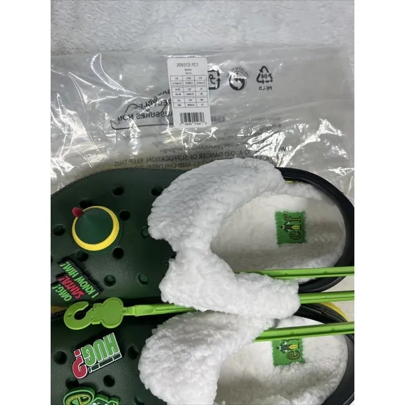 ✅🔥Buddy The Elf × Crocs Lined Clogs - Christmas- Men's 10 / Wmns 12 - *IN HAND*