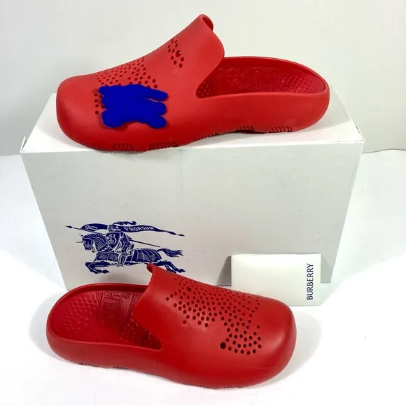 Burberry Red Equestrian Knight Stingray Preforated Clogs Mens Pillar 43 10 NEW