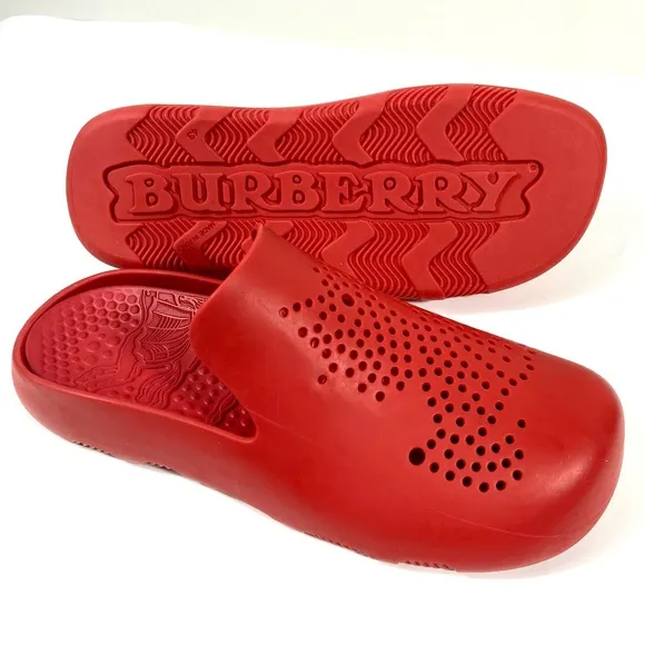 Burberry Red Equestrian Knight Stingray Preforated Clogs Mens Pillar 43 10 NEW