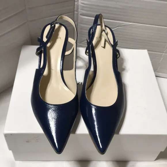 Butter navy leather upper/lining/sole pointy toe heels. Made in Italy. NWOT