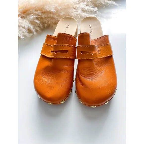 By Far Hans Leather Studded Wooden Mules Clogs Size 8 Slip On Tan Camel