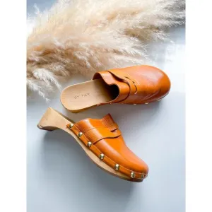 By Far Hans Leather Studded Wooden Mules Clogs Size 8 Slip On Tan Camel
