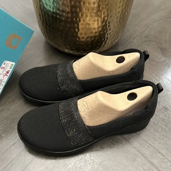 Bzees Gracie Women's Washable Slip-ons (WIDE)