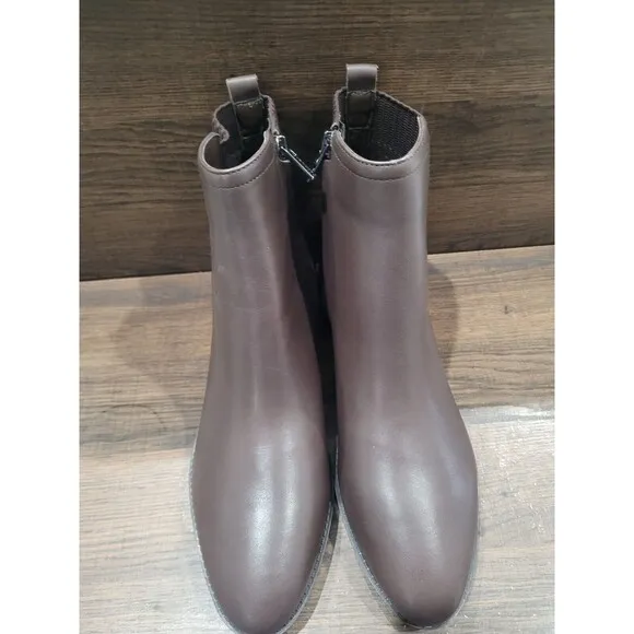 Calvin Klein Women's Deandre Slip-On Casual Booties Dark Brown 9M New