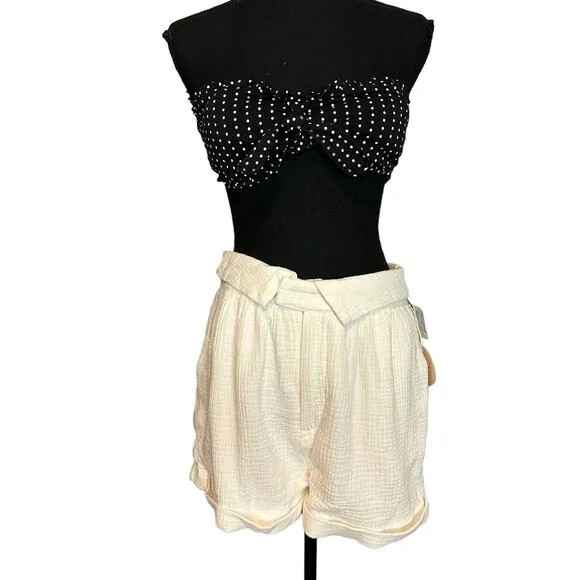 Camila Coelho Bebbe Shorts White Medium Cotton Gauze Pockets Wide Leg Cuff NEW