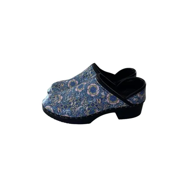 C&amp;C Sweden Womens Floral Slip-On Clogs Medical Comfortable Size 11 EU 42