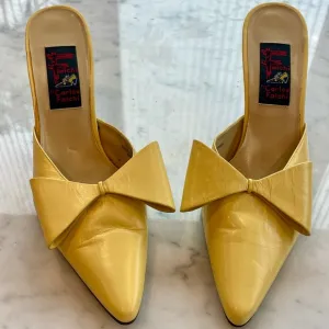 Carlos Falchi leather stiletto mules with bows in butter yellow, 7B, EUC