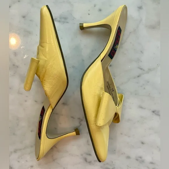 Carlos Falchi leather stiletto mules with bows in butter yellow, 7B, EUC