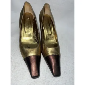 Casadei Italy Gold Metallic Brown Leather Elongated Toe Kitten Heels 8.5