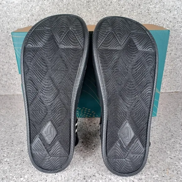 Chaco Chillos Clogs Black Slip On Comfort Outdoors Sandals Men's Shoes