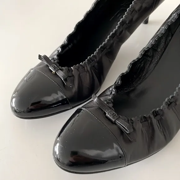 Chanel Black Matte &amp; Patent Leather Kitten Heels