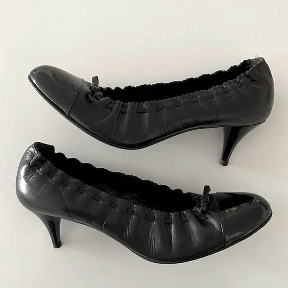 Chanel Black Matte &amp; Patent Leather Kitten Heels