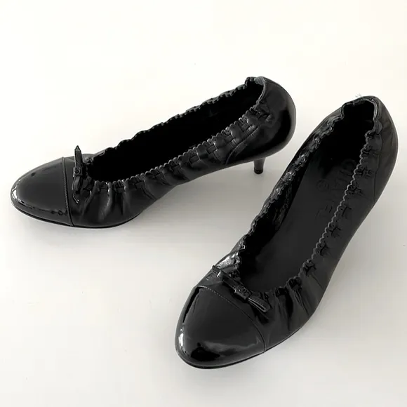 Chanel Black Matte &amp; Patent Leather Kitten Heels