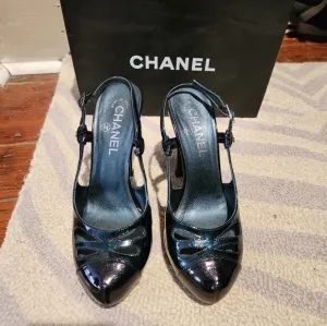 CHANEL Black Patent Leather Heels Slingback