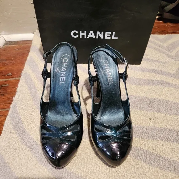 CHANEL Black Patent Leather Heels Slingback