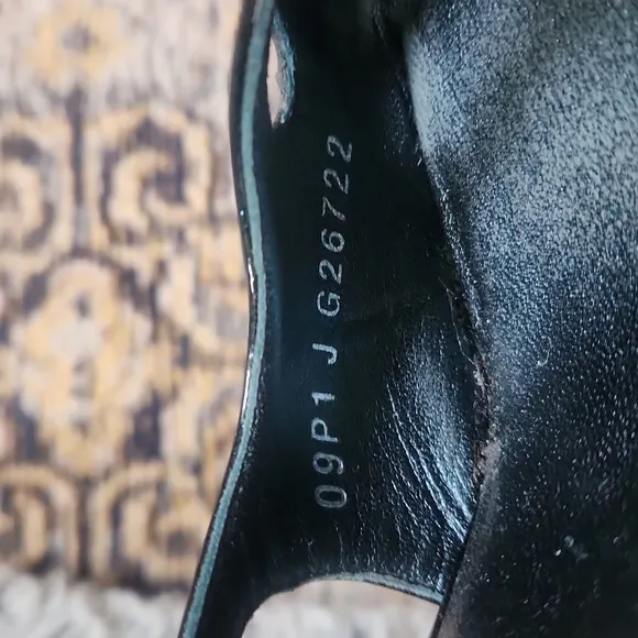 CHANEL Black Patent Leather Heels Slingback