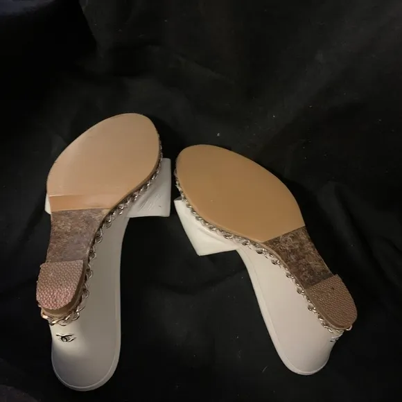 CHANEL PINK BEIGE CHAIN WEDGE MULES/SLIDES W/CHAIN SZ 36