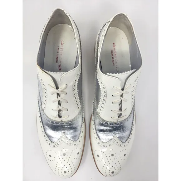 Charles David Wingtip Silver White Patent Italian Leather Oxfords Wmn's Sz 9.5