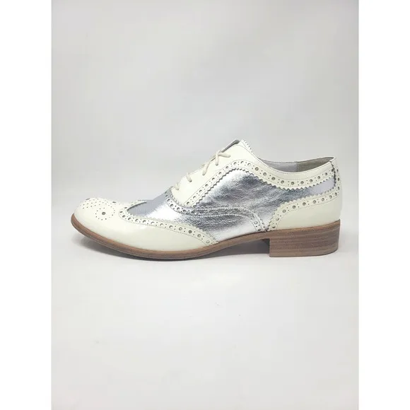 Charles David Wingtip Silver White Patent Italian Leather Oxfords Wmn's Sz 9.5