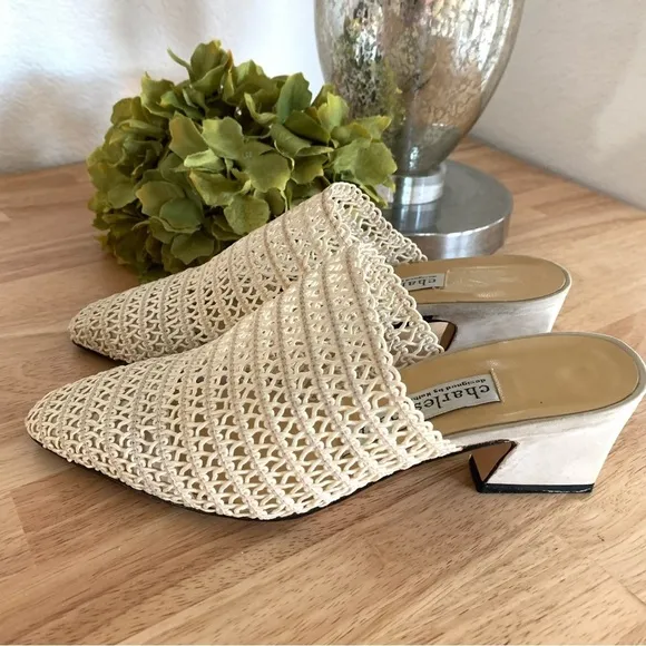 Charles David's Mid heel Open Heel Cream BaigeCream Mules Size 6.5