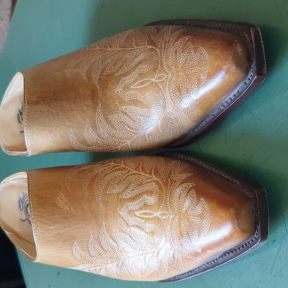 Charlie 1 Horse Leather Mules Western Boots Booties Tan 10