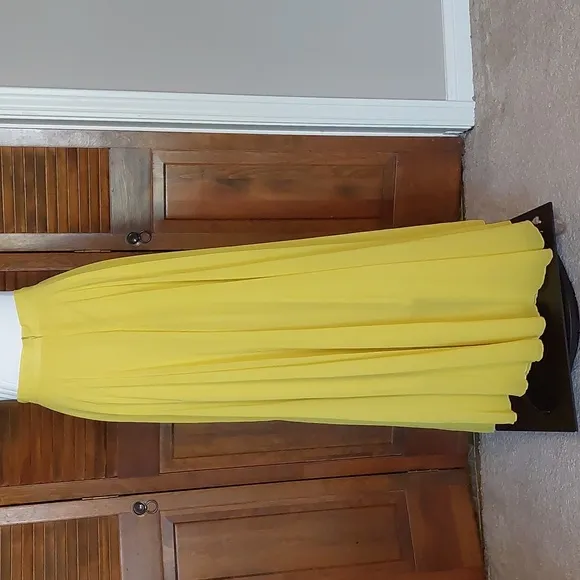 Chicwish Timeless Favorite Chiffon Maxi Skirt in Mustard Sz S