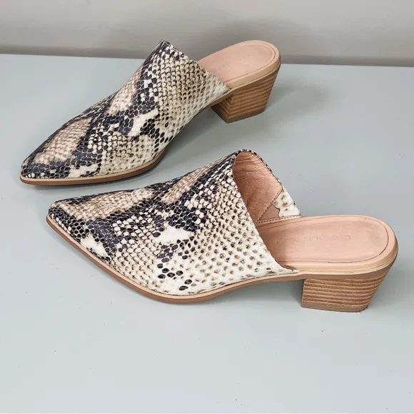 Chocolat Blu Clint Leather Brown Embossed Snake Block Heel Mules Womens 7.5 - 8