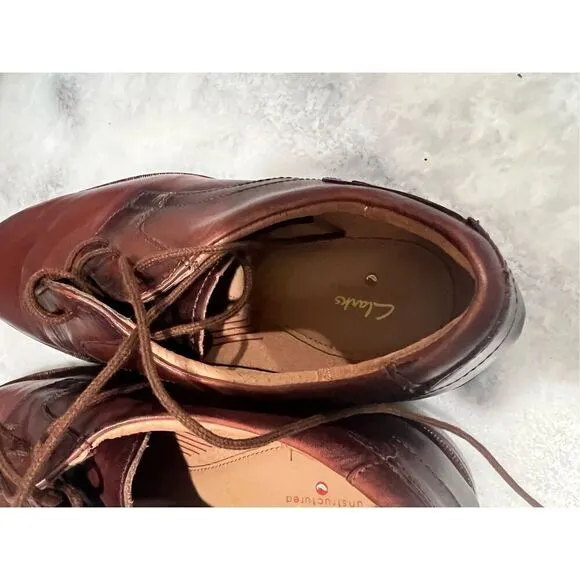 CLARKS 15103 MEN'S TAN LEATHER CAP TOE LACE UP OXFORDS SIZE 9M