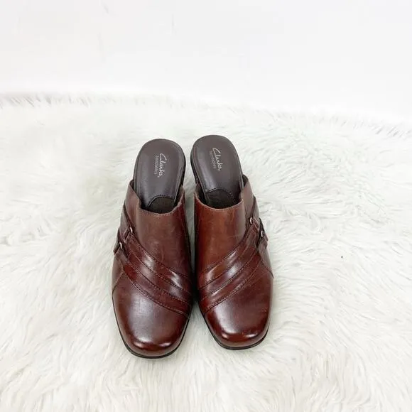 Clarks Bendables 8 M Womens Brown Leather Buckle Comfort Clogs