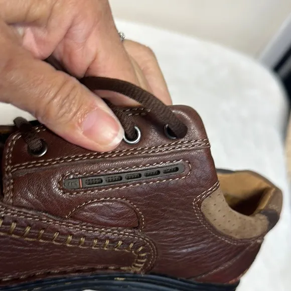Clarks Brown Leather Oxford Shoes with Moccasin Stitching