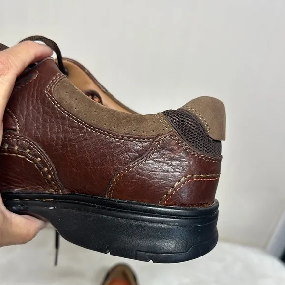 Clarks Brown Leather Oxford Shoes with Moccasin Stitching