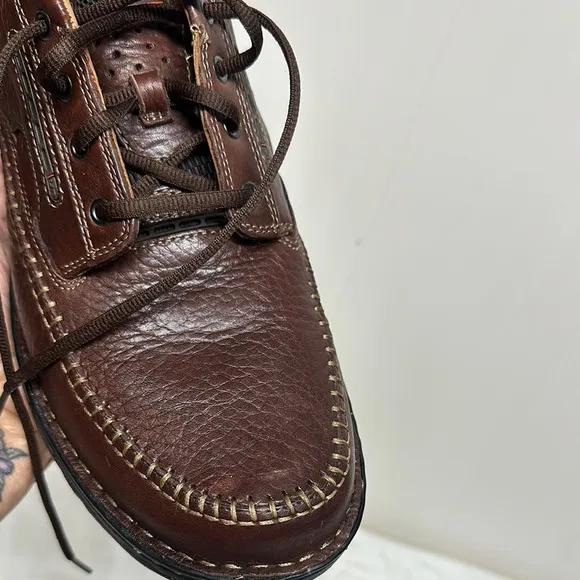 Clarks Brown Leather Oxford Shoes with Moccasin Stitching